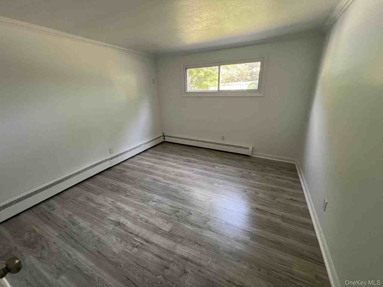 166A Frost Pond Rd - Photo 4 of 8