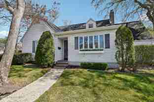 1850 Fernwood Rd - Photo 1 of 1