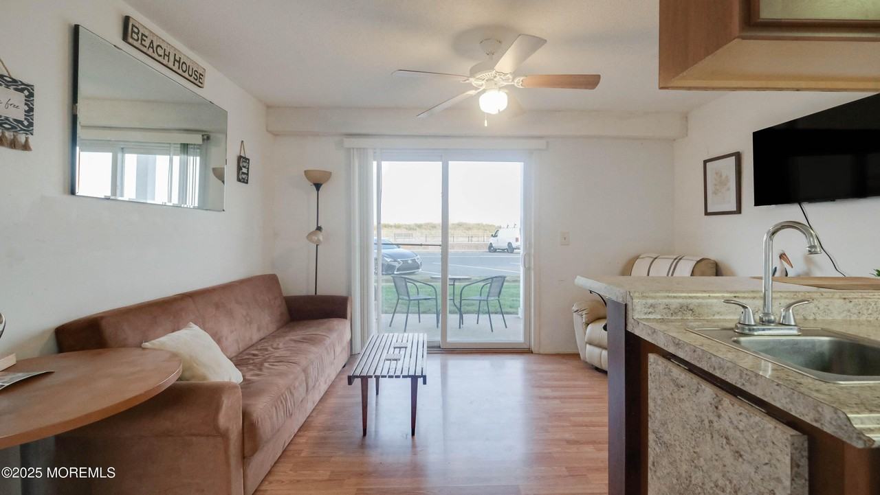 100 Ocean Ave #20A - Photo 4 of 19