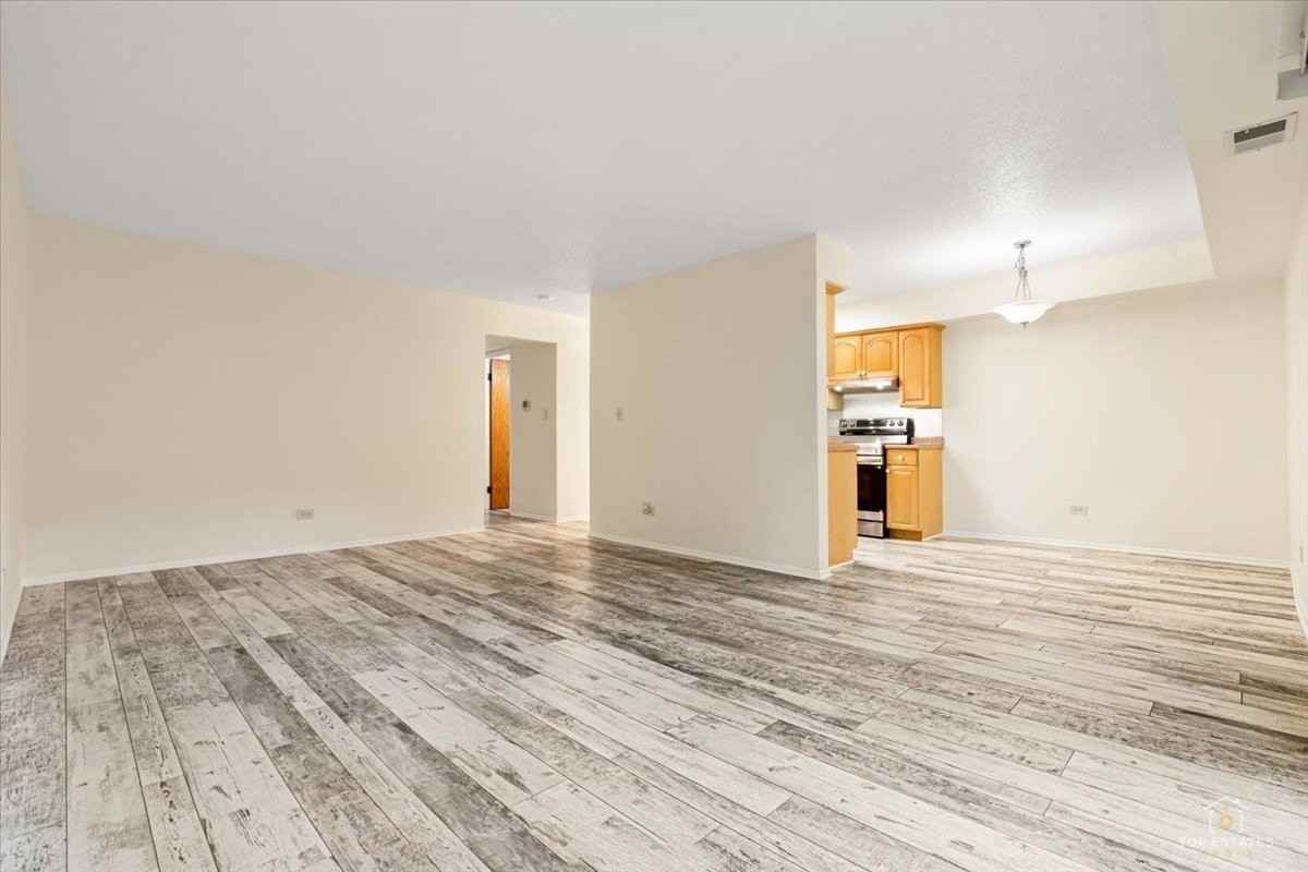 909 Buccaneer Dr #3 - Photo 2 of 23