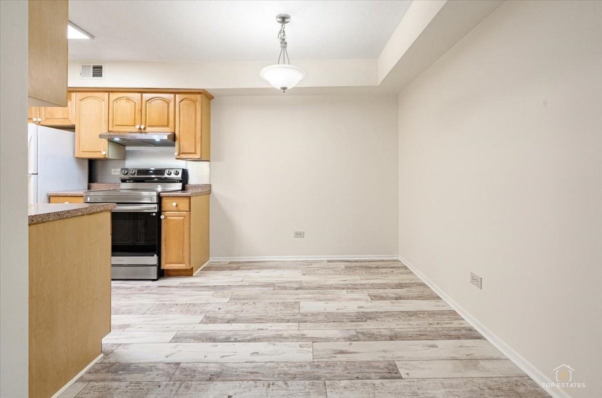 909 Buccaneer Dr #3 - Photo 6 of 23