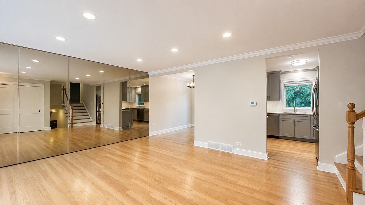 602 S Carol Ln - Photo 7 of 18