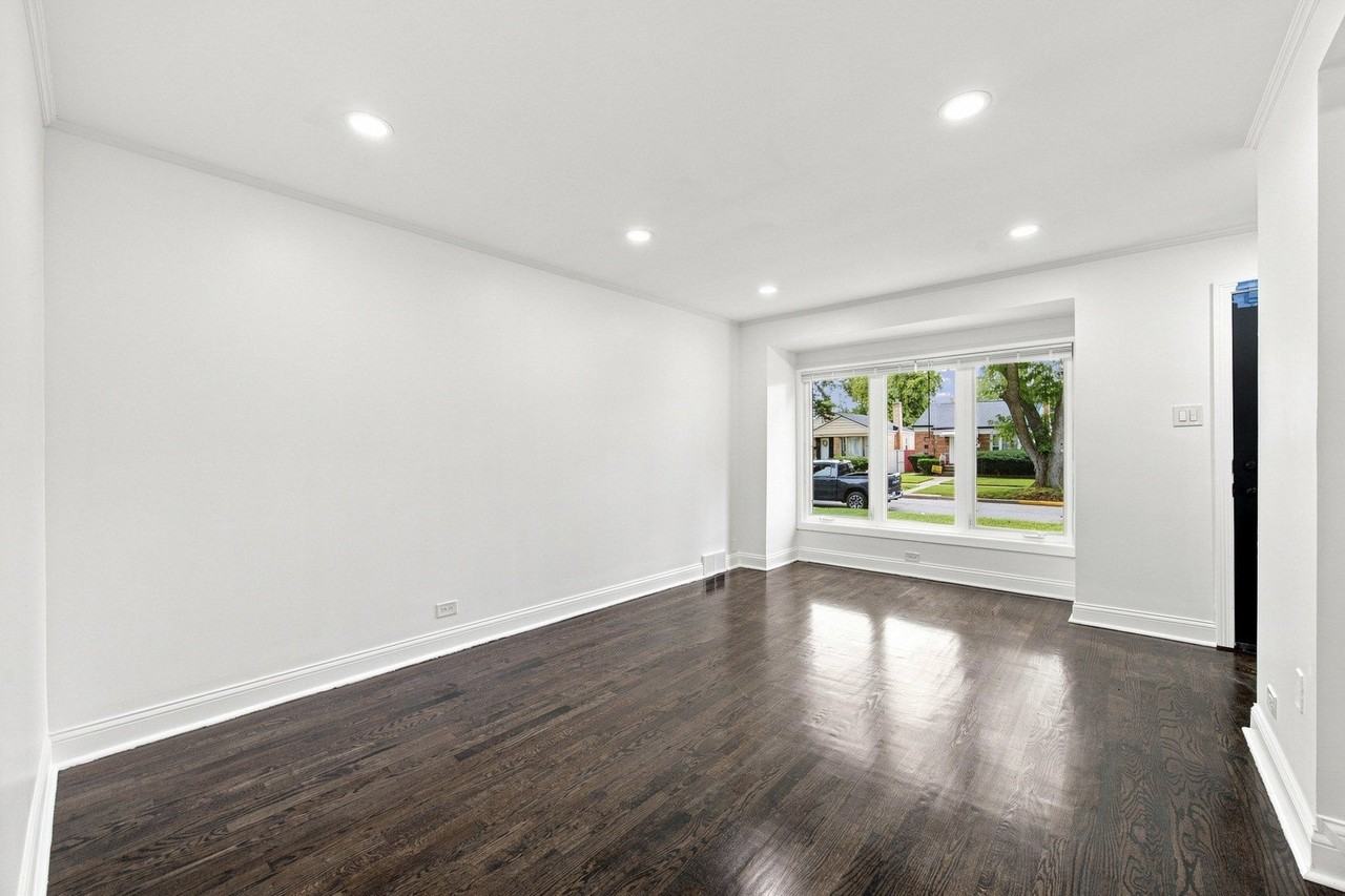 117 Morris Ave - Photo 4 of 20