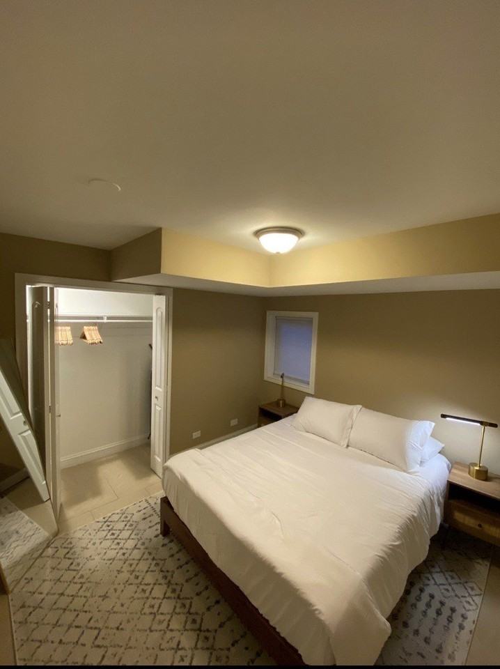 816 N Hermitage Ave #1G - Photo 6 of 8