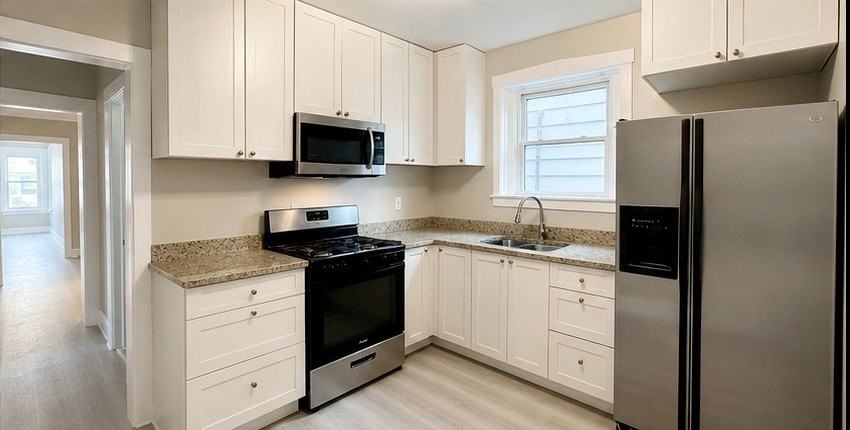 4726 N Springfield Ave #1 - Photo 4 of 4