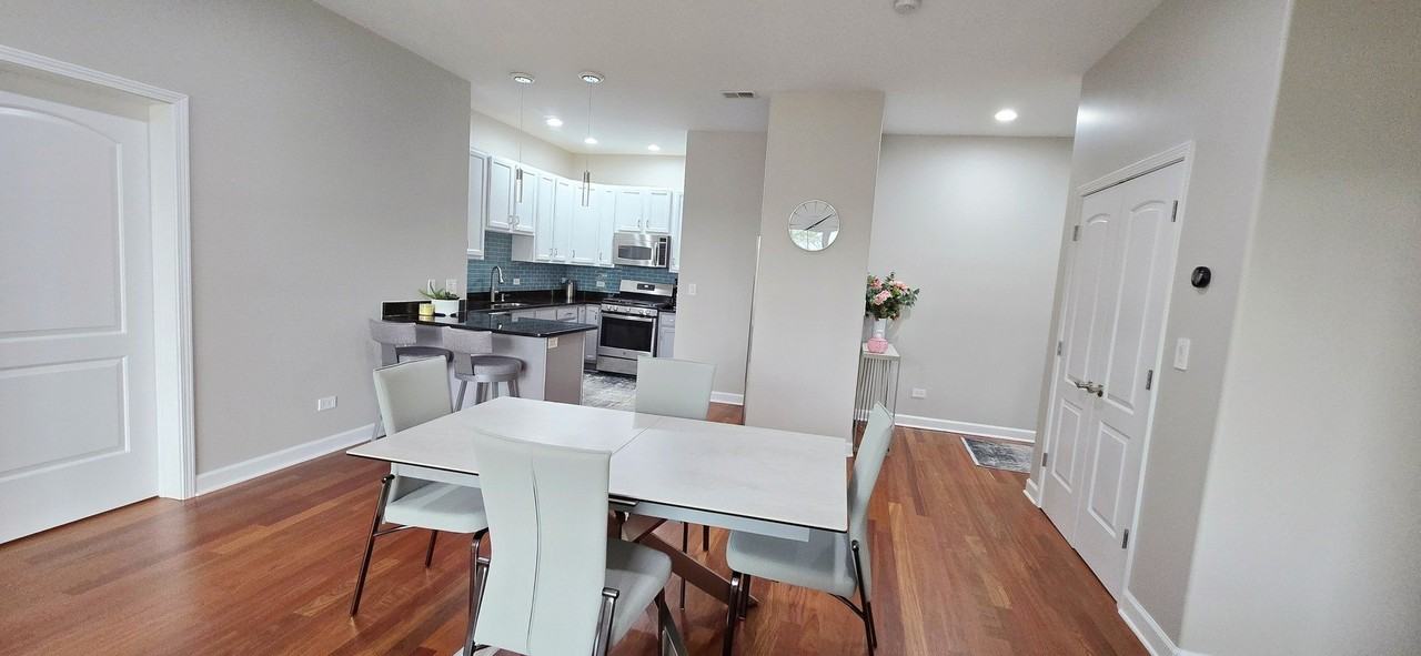 2900 W Irving Park Rd #305 - Photo 7 of 16