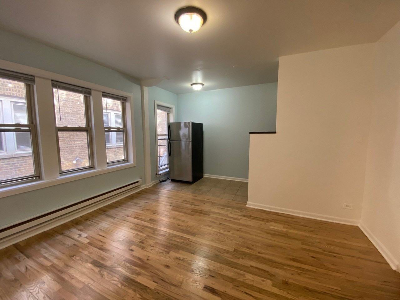 1332 W Hood Ave #304 - Photo 3 of 7