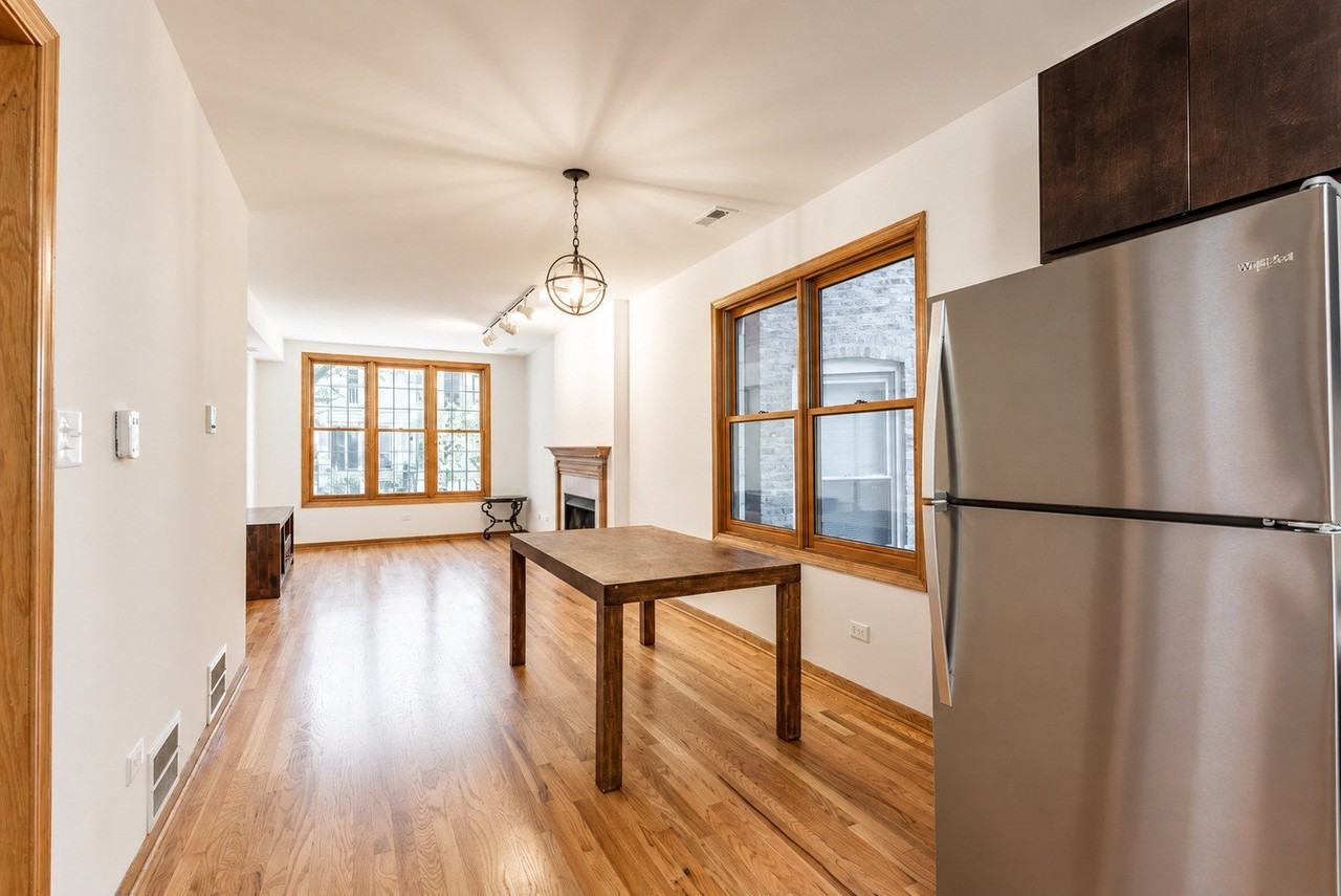 1343 N Leavitt St #1 - Photo 4 of 11