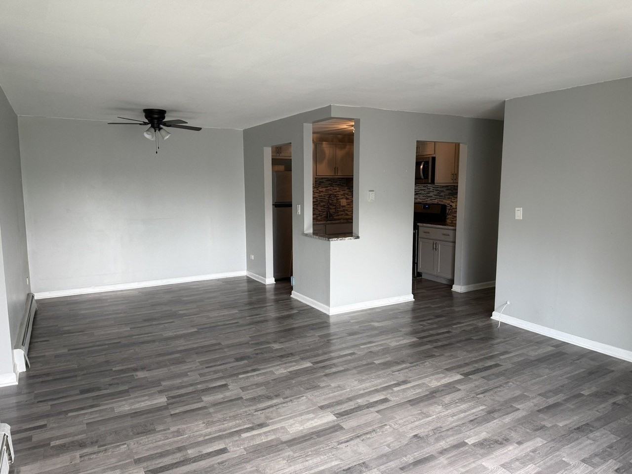 16W486 Lake Dr #201 - Photo 3 of 14