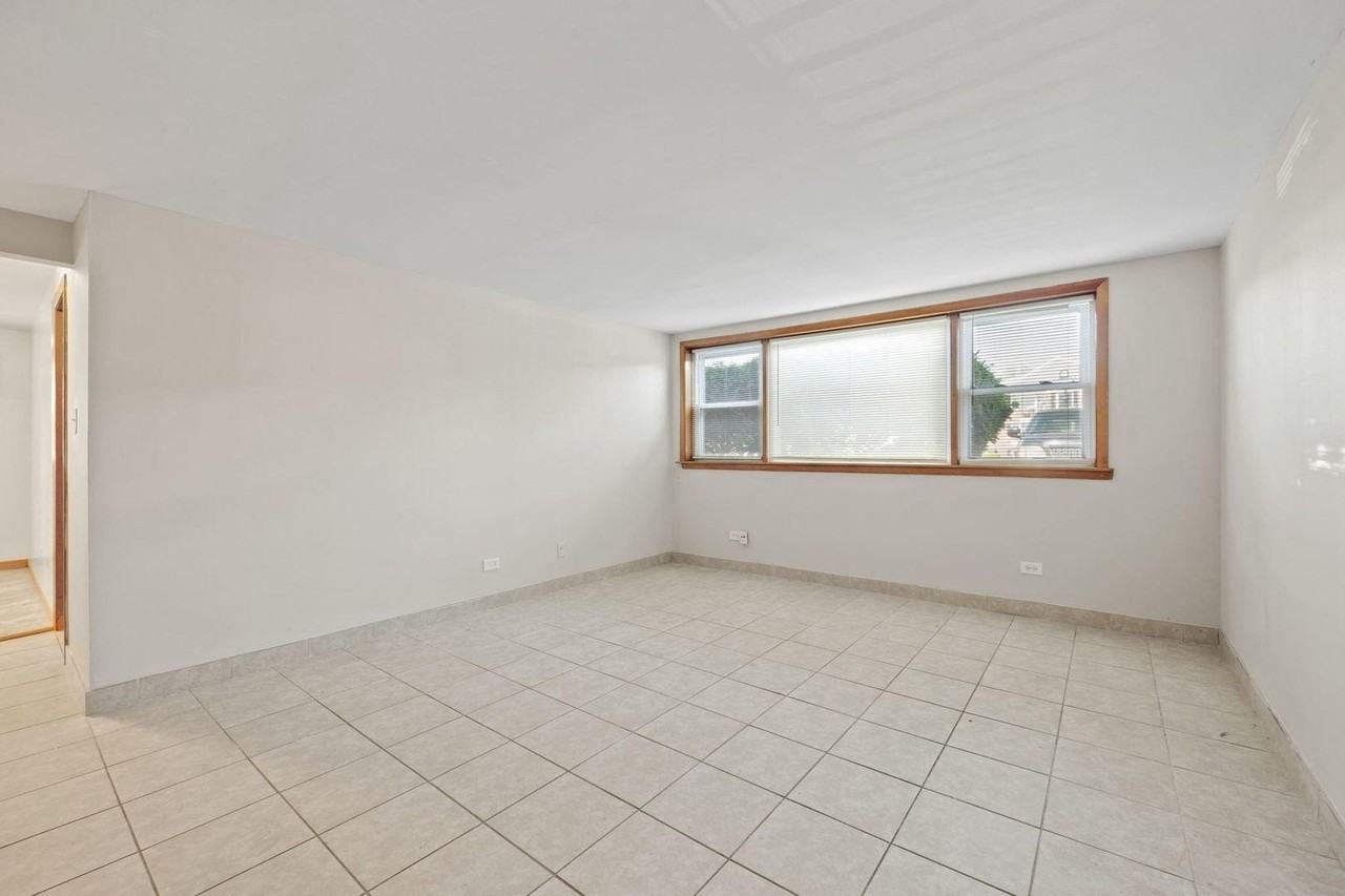 8440 W 95th St #1 - Photo 2 of 21