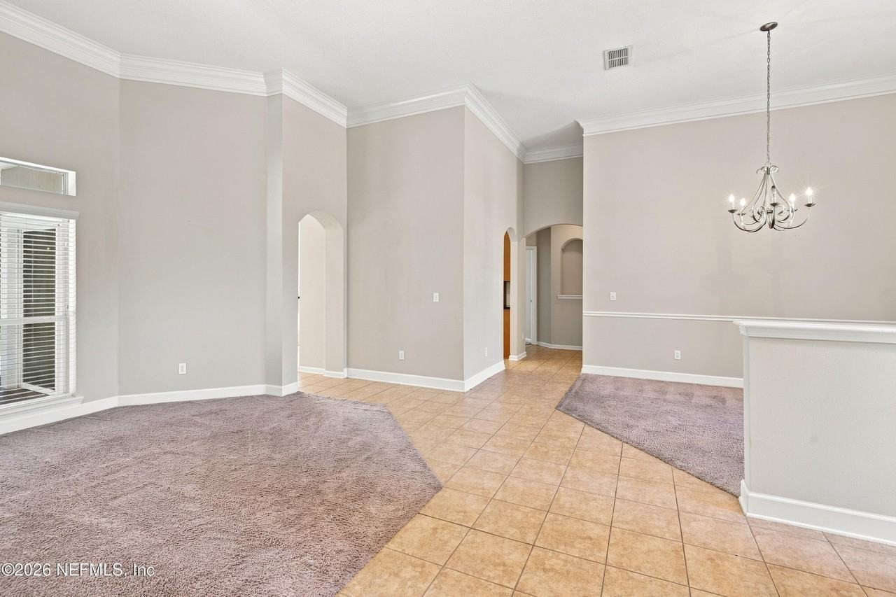 4424 N Alatamaha St - Photo 4 of 39