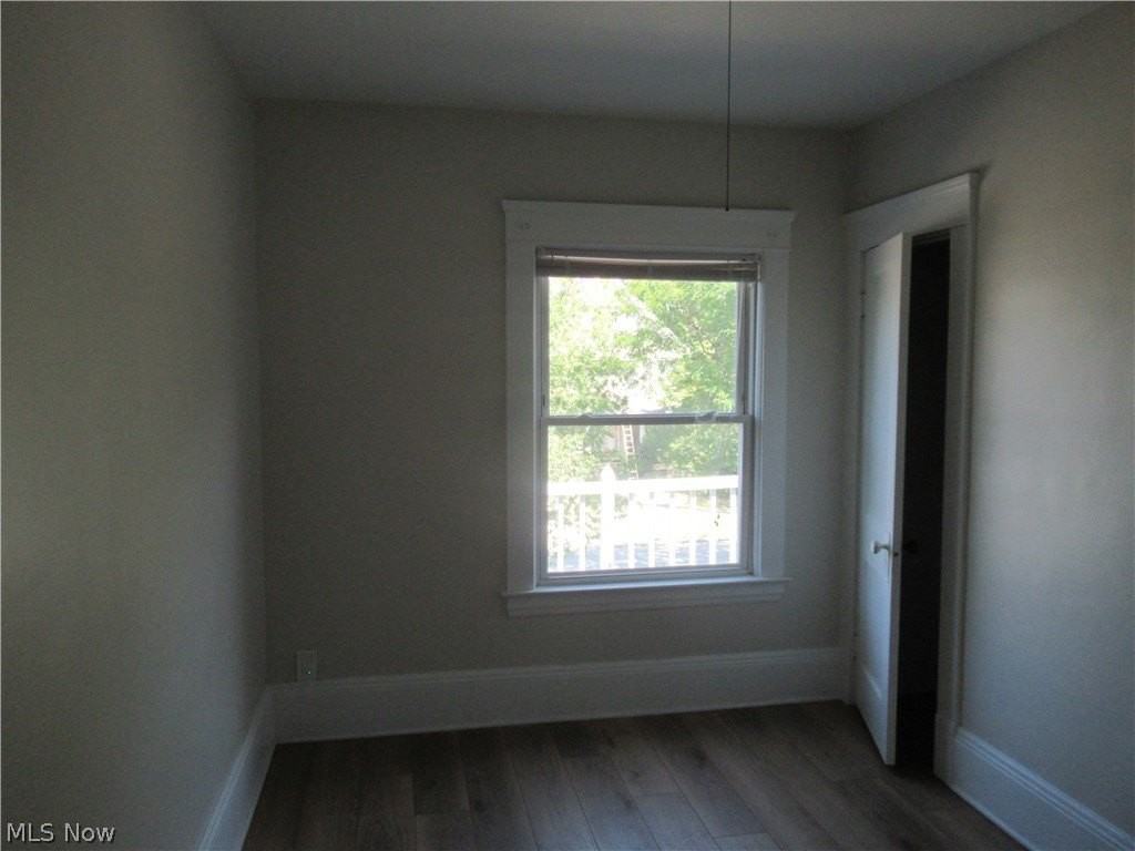 1518 Ridgewood Ave - Photo 3 of 14