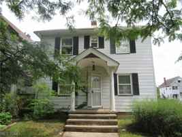featured image of 3443 W 120th St