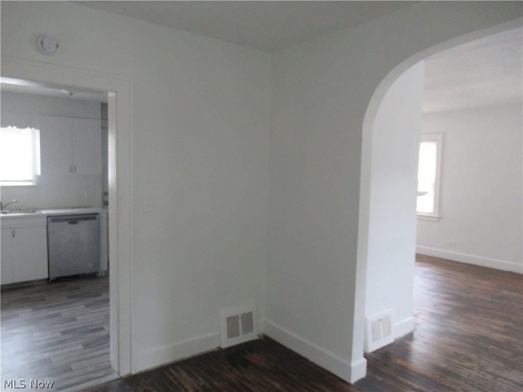 3443 W 120th St - Photo 5 of 22