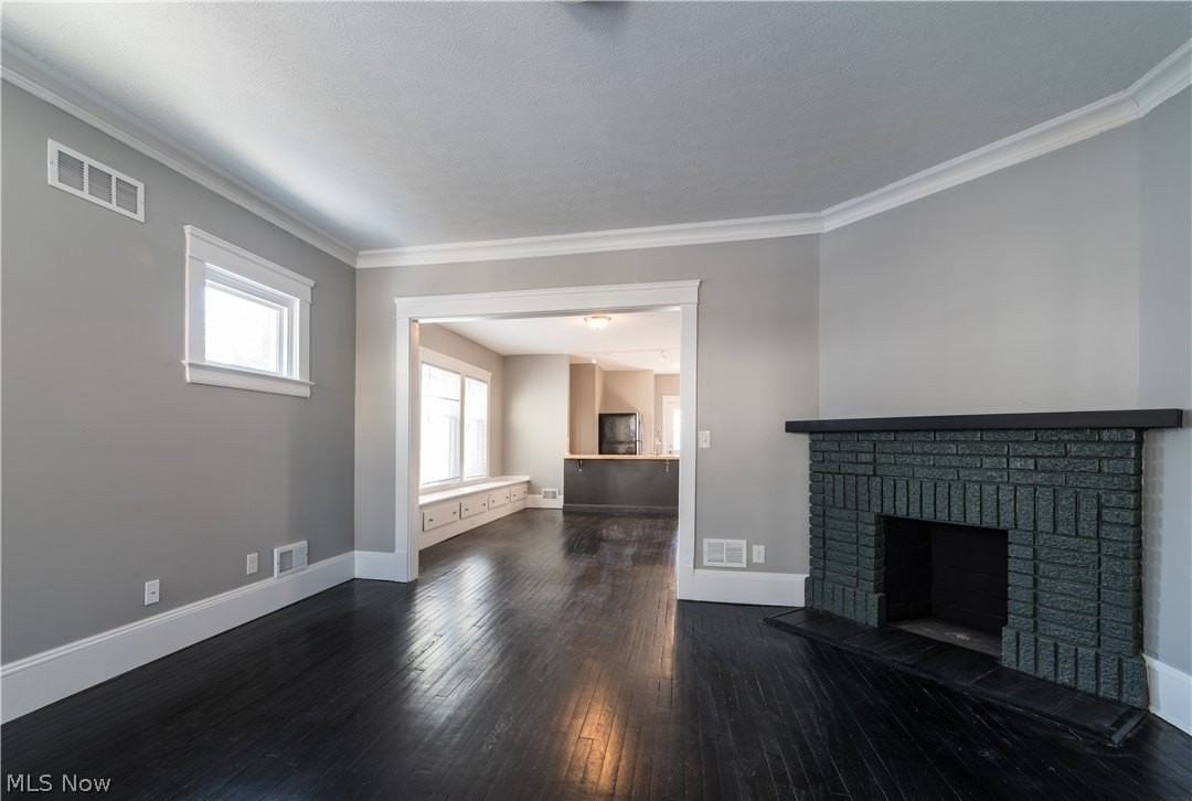 2970 Edgehill Rd - Photo 3 of 36