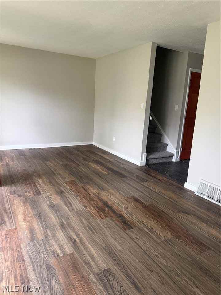 9409 Manor Ave - Photo 2 of 15