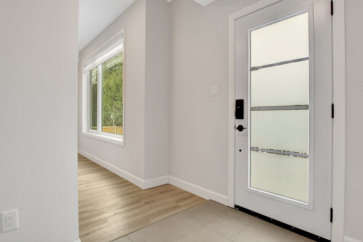 361 Whitby Avenue #B1 - Photo 5 of 33