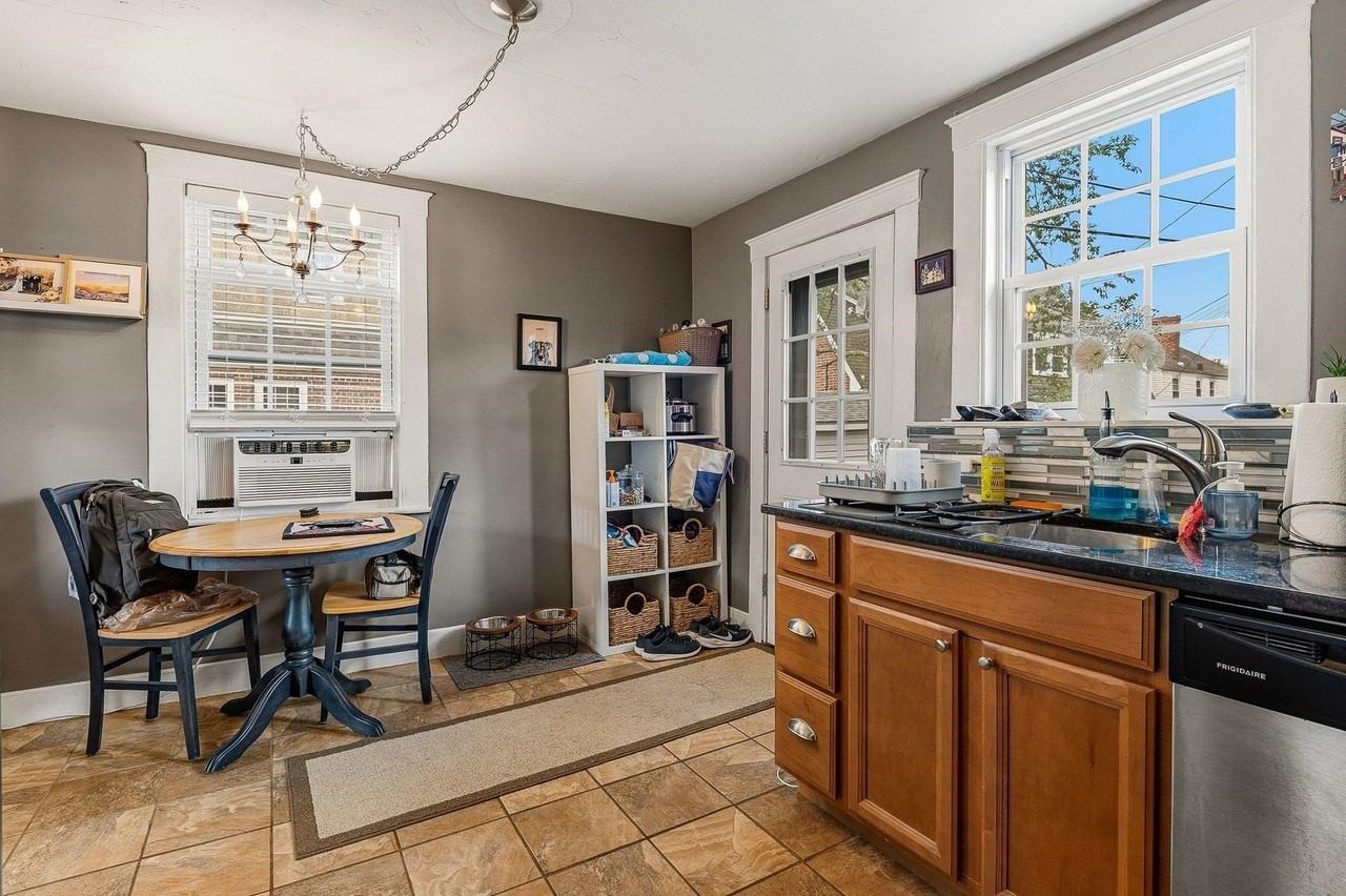 50 Raleigh Way - Photo 6 of 19