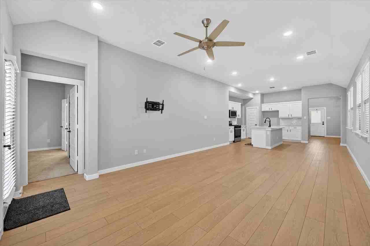 222 Goosewood Dr - Photo 7 of 27