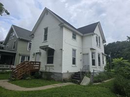 featured image of 1527 4th Ave Se #1