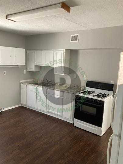 4012 Woodbridge Ave #UP - Photo 2 of 21