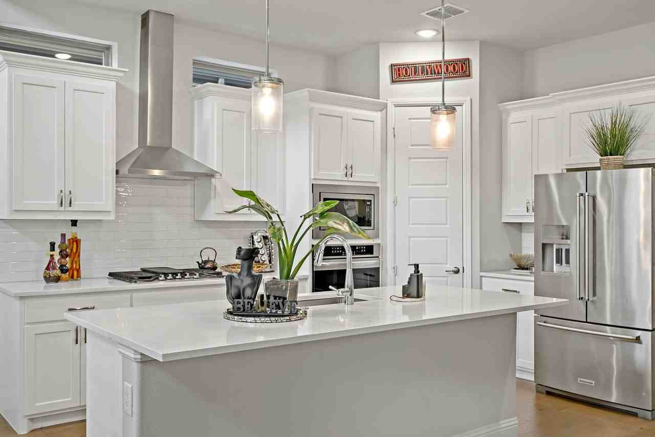 4872 Connor Pl - Photo 3 of 14