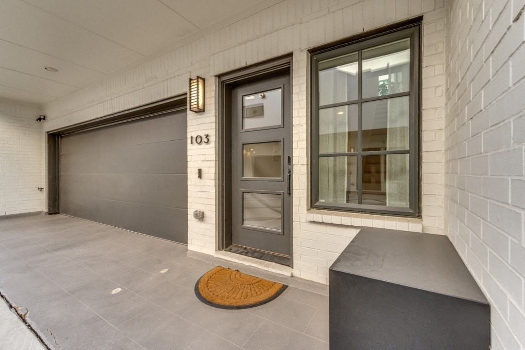 4220 Hawthorne Ave #103 - Photo 2 of 25