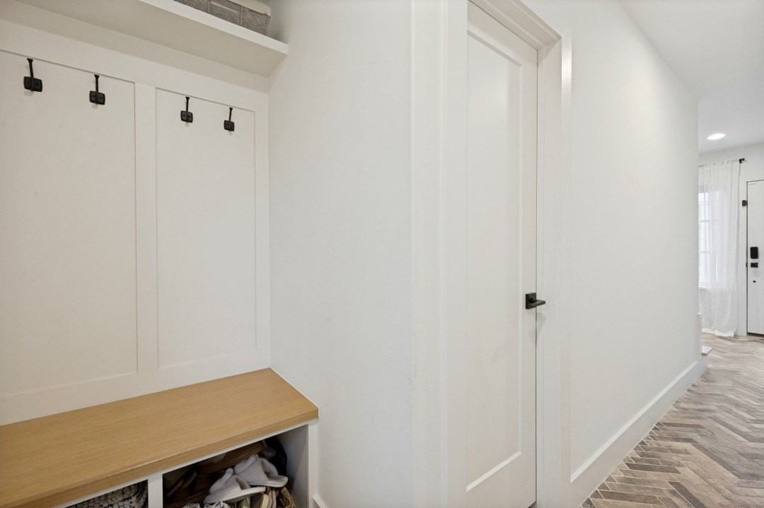 4220 Hawthorne Ave #103 - Photo 5 of 25