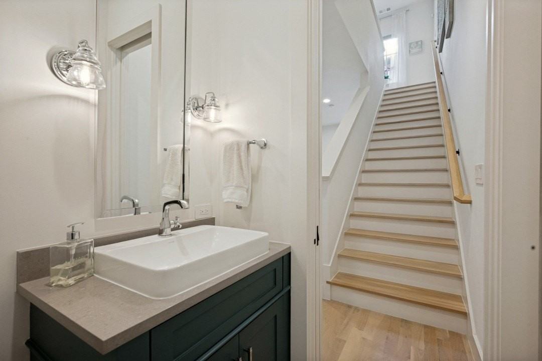 4220 Hawthorne Ave #103 - Photo 6 of 25