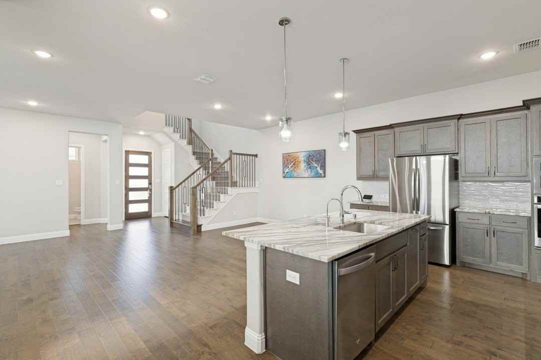 13173 Cooper River Trl - Photo 5 of 25