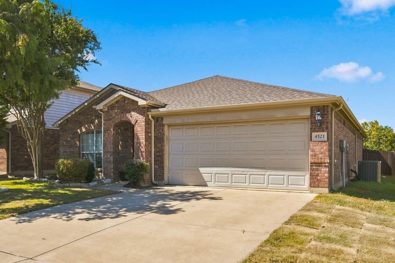 4521 Sheldon Trl - Photo 2 of 27