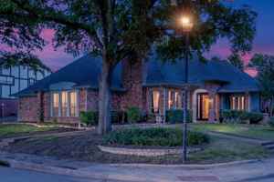 featured image of 18104 Aramis Ln