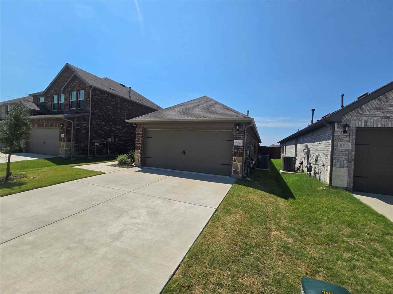 856 Good Cheer Ln - Photo 3 of 34