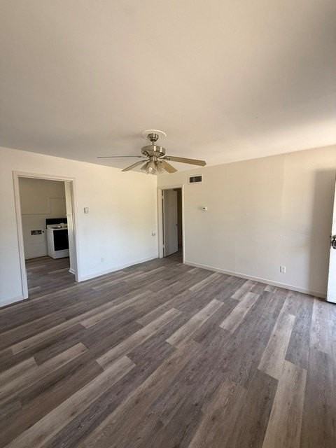 1317 S Crockett Dr - Photo 4 of 9