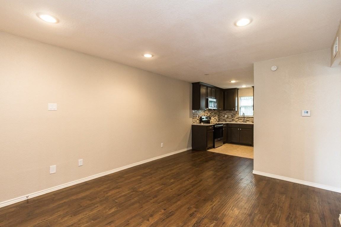1317 Annex Ave. Street #224 - Photo 3 of 8