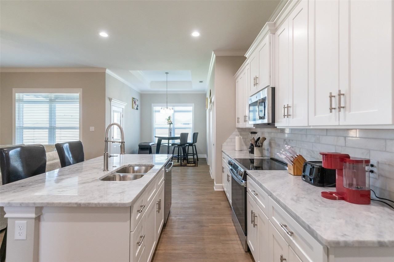 7645 Wildflower Way - Photo 6 of 36