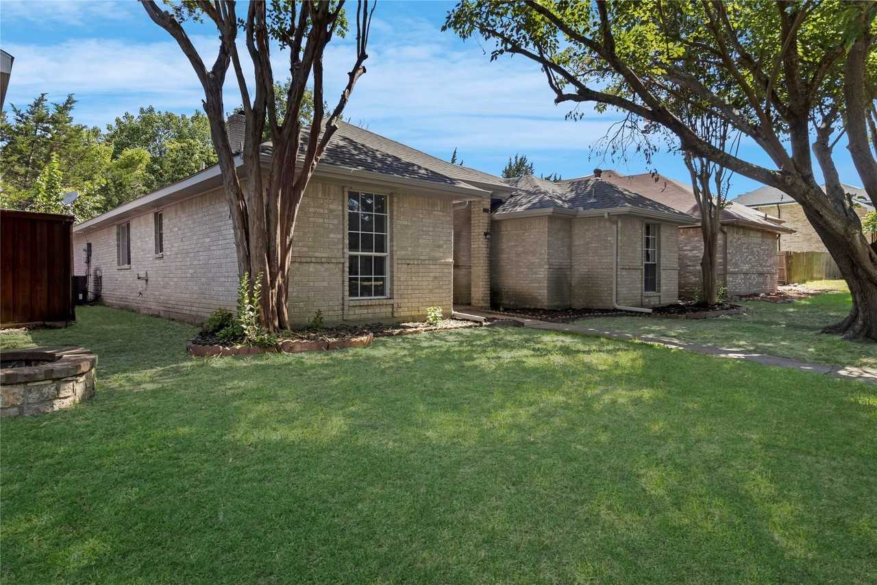 710 Austin Dr - Photo 4 of 31