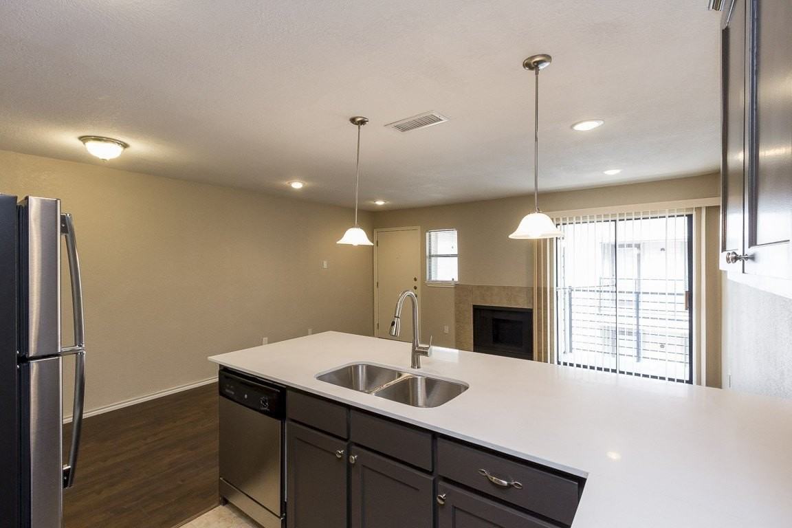 4545 Live Oak St Avenue #302 - Photo 7 of 11