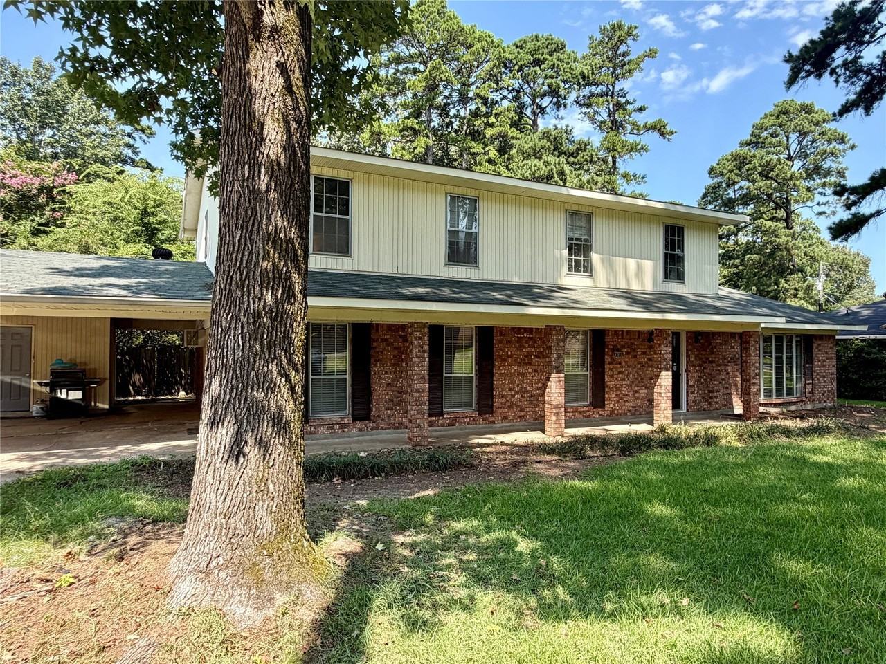 3316 Pines Rd - Photo 2 of 8