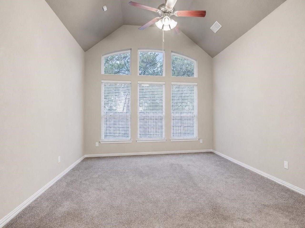 13931 Doonan Xing - Photo 2 of 8