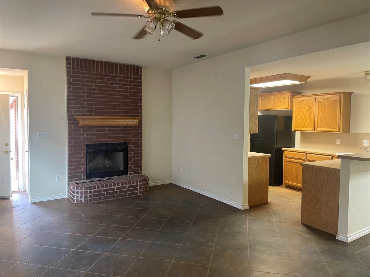 2449 Patriot Commons Rd - Photo 4 of 29