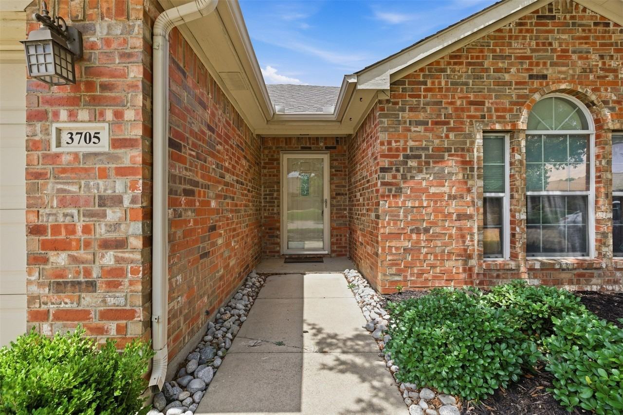 3705 Vista Greens Dr - Photo 7 of 40