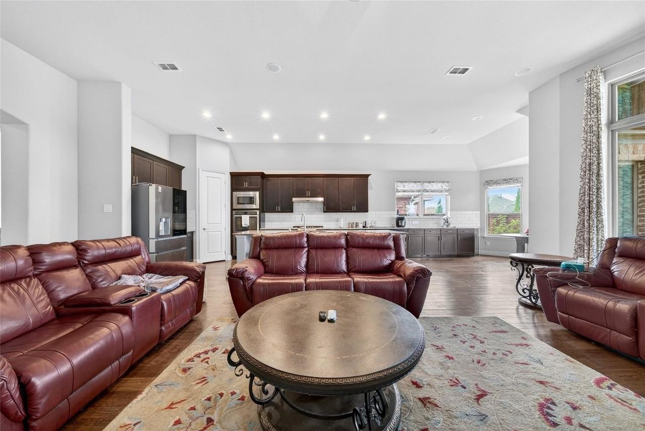 1513 Liberty Way Trl - Photo 6 of 33
