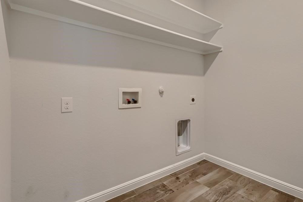 15952 Hayes Ridge Dr - Photo 5 of 24