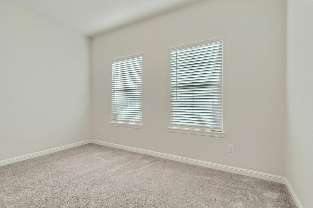 15952 Hayes Ridge Dr - Photo 7 of 24