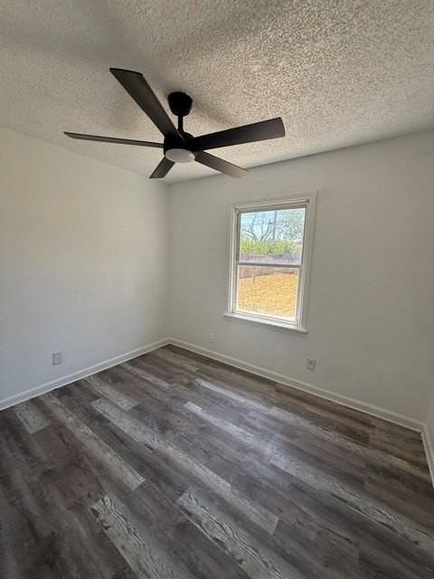 5225 Encino Rd - Photo 5 of 8