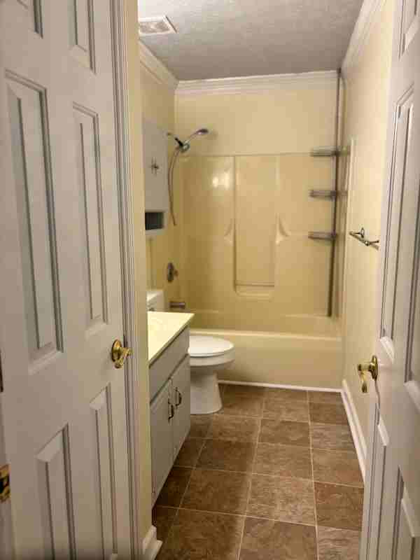 155 Springhill Dr #1 - Photo 4 of 6