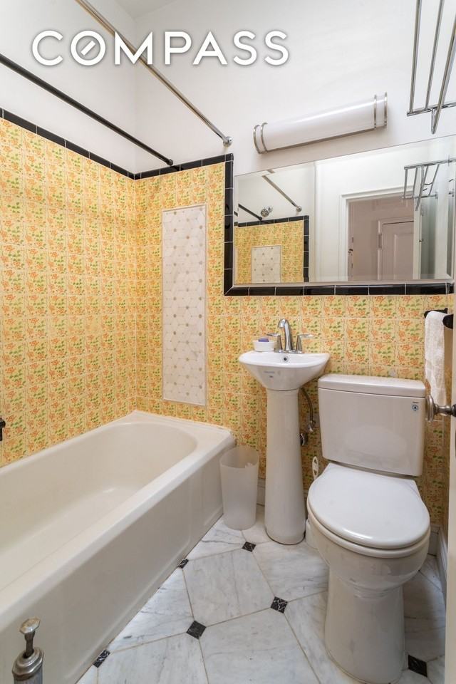 10 E 95th St #9 - Photo 7 of 7
