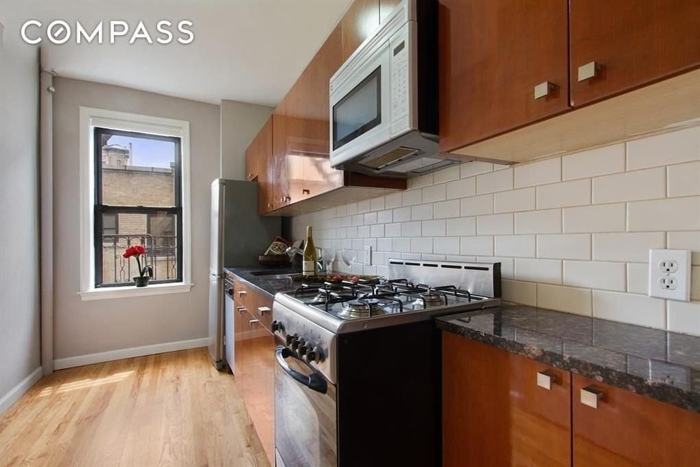 779 Riverside Dr #B61 - Photo 2 of 10