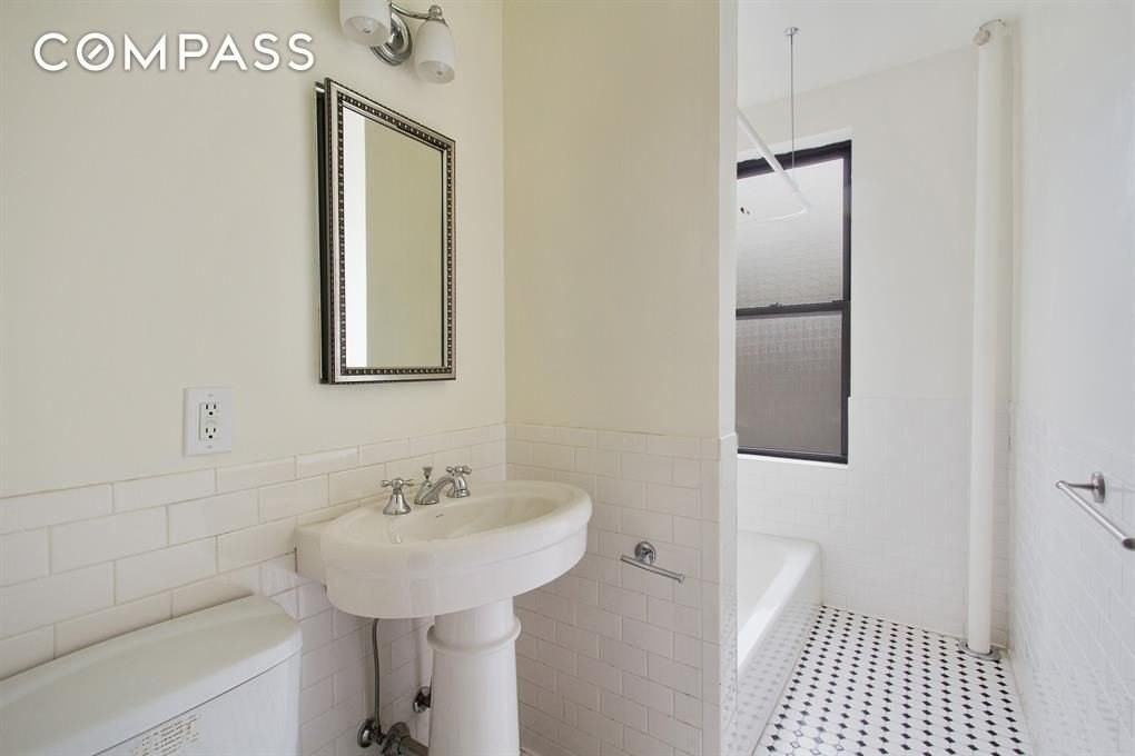 779 Riverside Dr #B61 - Photo 5 of 10